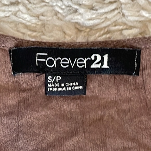Forever 21 sheer shirt with lace details - Picture 2 of 5
